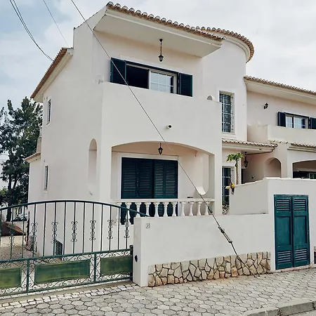 9ninelives Guest house *